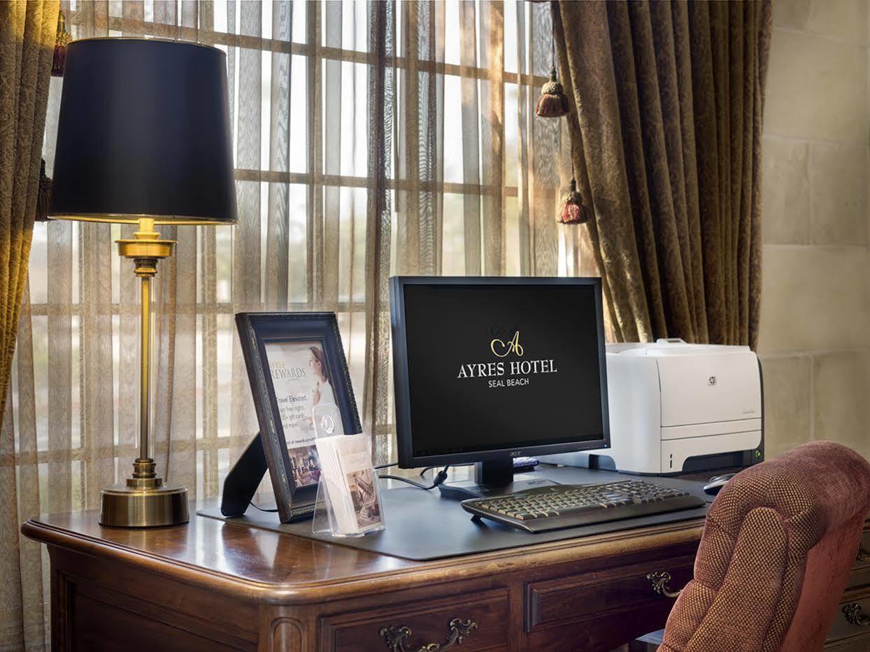 Ayres Hotel Seal Beach - Cypress מראה חיצוני תמונה